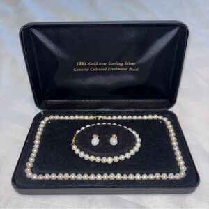 Pearl Necklace, Bracelet, and Earrings Set